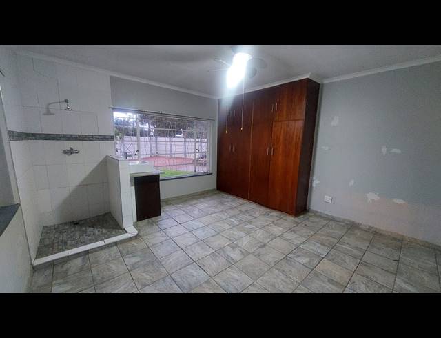 4 BEDROOM FREESTANDING TO LET IN WILGEHOF